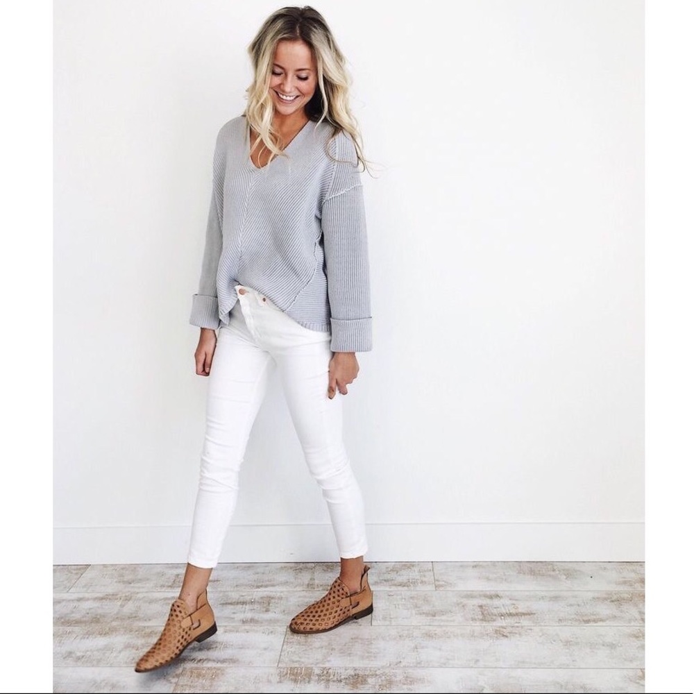Casual Essentials • white skinny jeggings pants - Picture 5 of 5